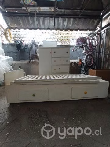 Cama cuna con mueble