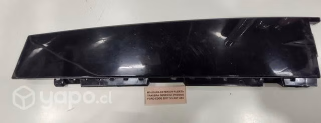 Moldura Exterior Puerta Trasera Derecha Ford