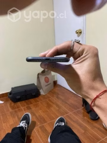 Venta de celular aphone 11