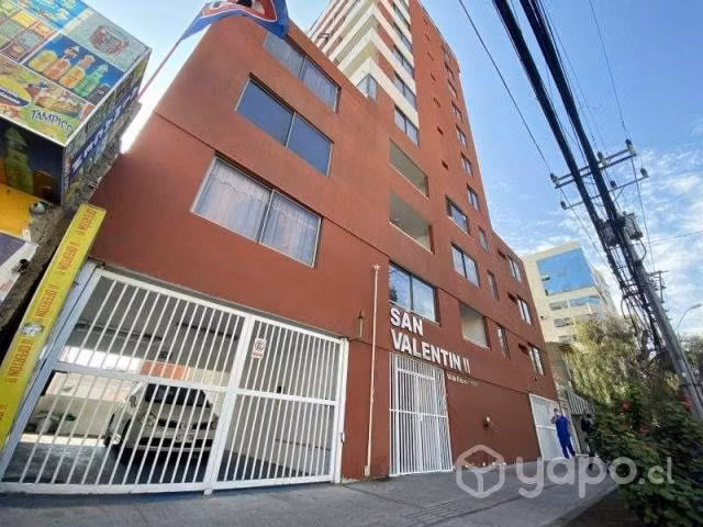 Se arrienda departamento sector céntrico por 6M