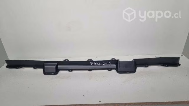 Moldura Suzuki Vitara dmg la cisterna 20.11