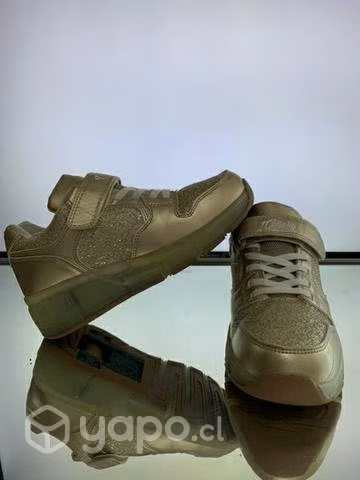 Zapatillas marca COLLOKY talla 34