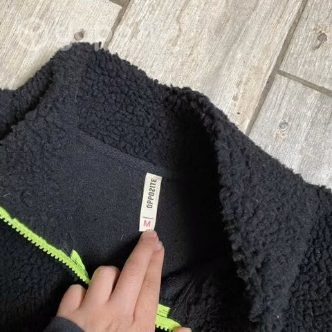 Chaqueta peluda Opposite talla M 2 usos - Imagen 2