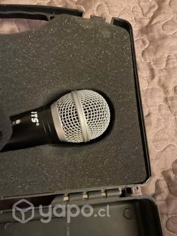 Micrófono marca JTS