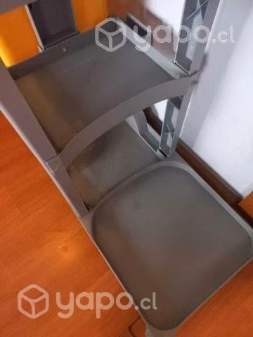 2 carros porta útiles de aseo