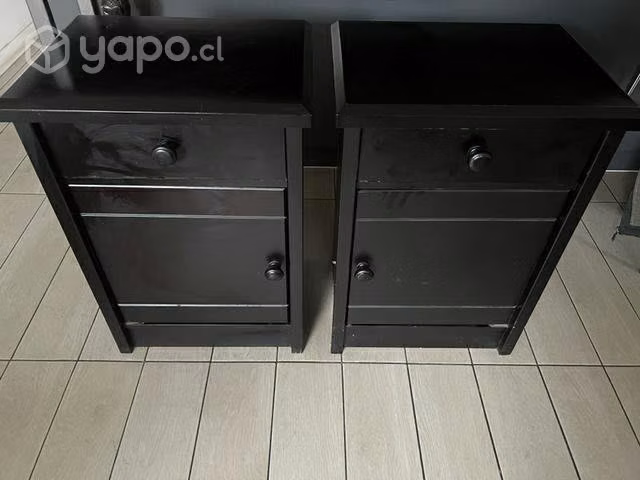 Cama 2 plazas con veladores