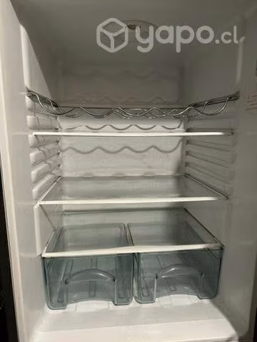 Refrigerator fensa