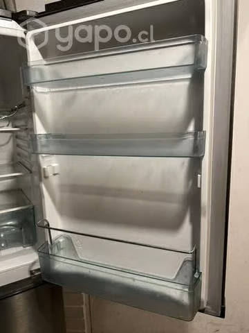 Refrigerator fensa