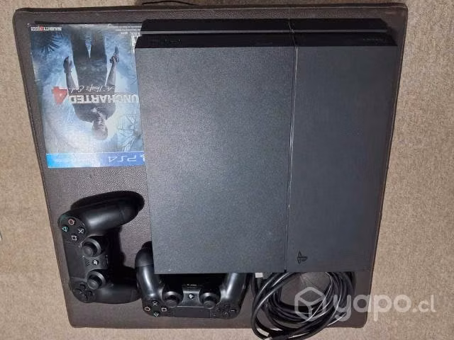 Ps4 + 2 Joystick + 1 Juego