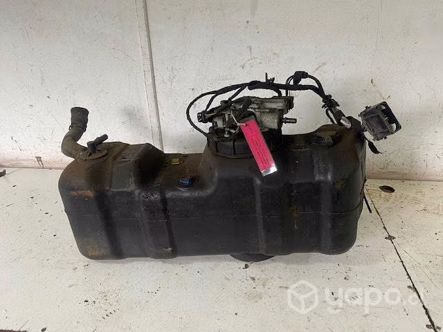 Estanque Adblue (CED075) Chevrolet Express 2012