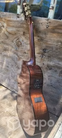Guitarra Electroacústica Fender