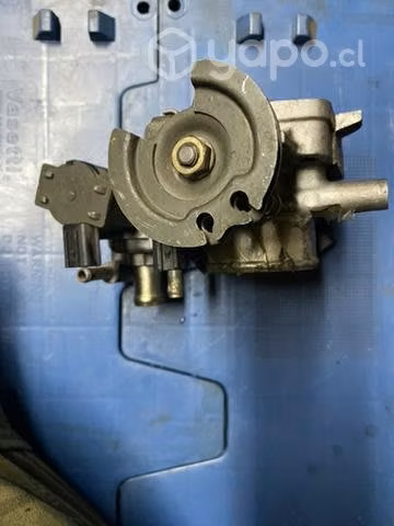 Cuerpo de aceleración Mazda 323 - Imagen 2