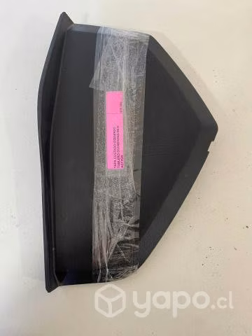 Tapa costado izquier tablero Ssangyong New Actyon