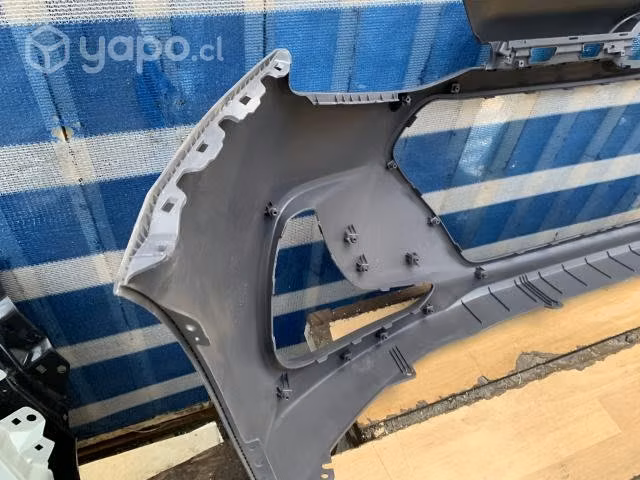 Parachoque delantero Hyundai Grand i10