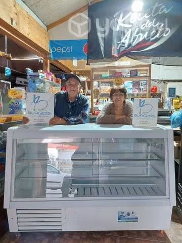 Vitrina meson Refrigerada 1.5 metros cecinas lácte