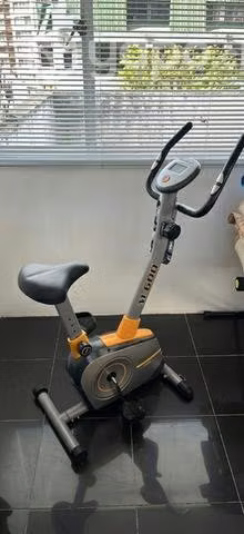 Bicicleta estática nueva