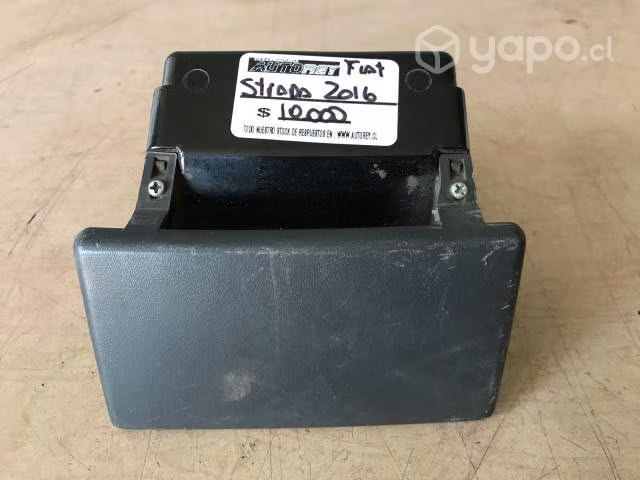 Cenicero tablero Fiat Strada trekking 2016