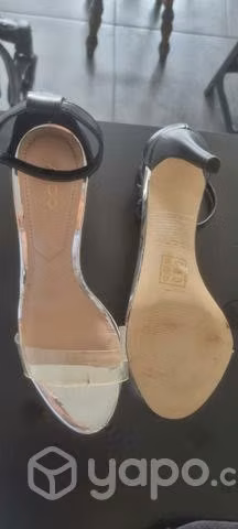 Sandalias