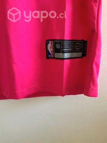 Polera Miami Butler Rosada
