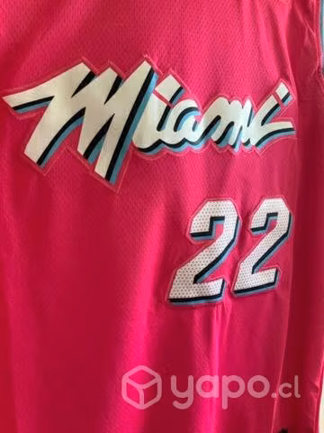 Polera Miami Butler Rosada