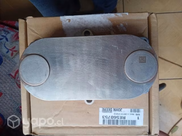 Enfriador de aceite motor diesel john deere 4045T - Imagen 3