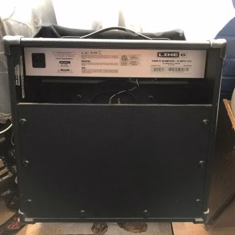 Amplificador Line 6 Spider IV 30