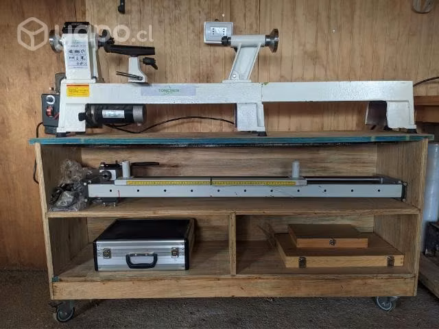 Mini Torno de Madera 1.2 HP de potencia