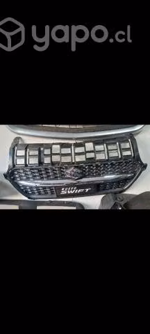 Máscara suzuki swift 2020