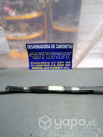Goma vidrio puerta tras izq Nissan Xtrail 2011