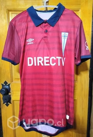 Tercera Camiseta UC Católica 2015 "S"