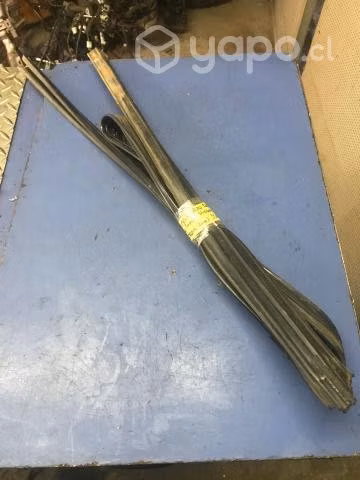 Goma vidrio puerta del izq Nissan Xtrail T30