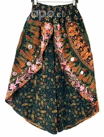 Pantalón Hindú Con Faldón Y Bolsillo Talla M/l