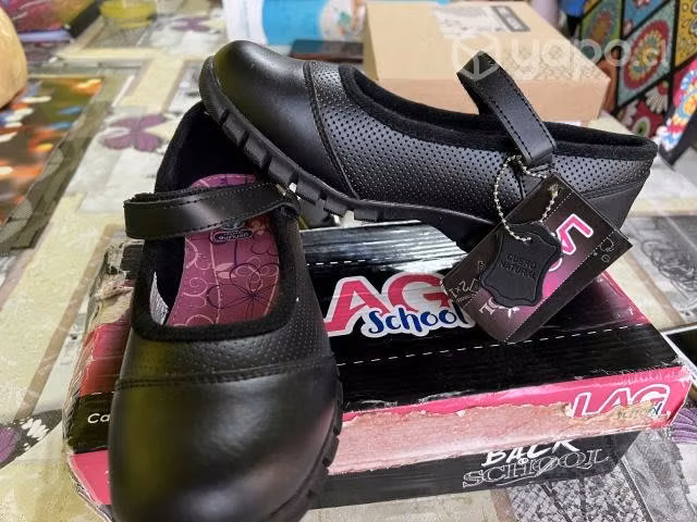 Zapatos de colegio niña