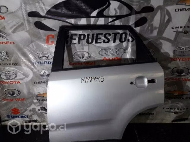 Puerta trasera izquierda lata kia sorento 2014