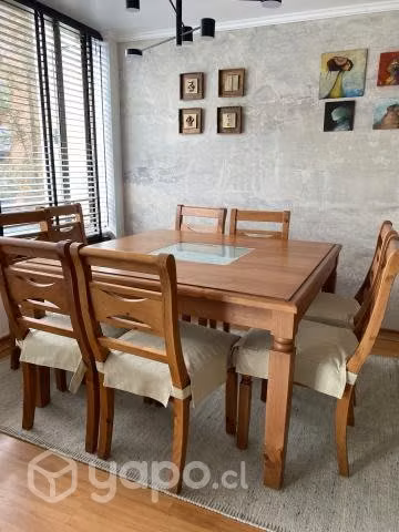 Mesa de comedor excelente estado