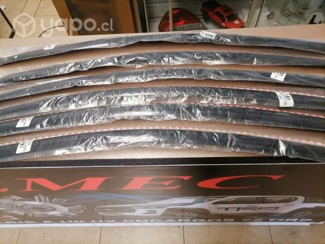 Botaguas Toyota yaris sport