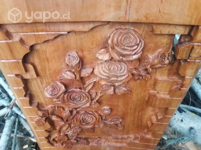 Tallado de flores en madera - Imagen 5