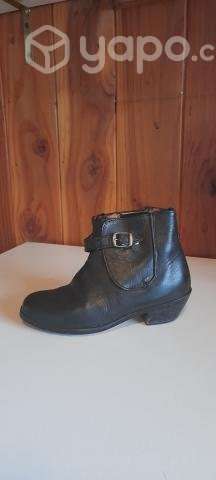Zapato / Botín cueca Niño 32 - Imagen 2