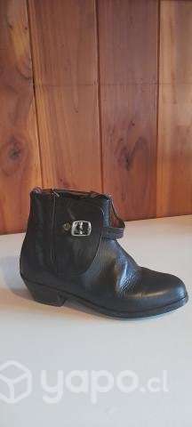 Zapato / Botín cueca Niño 32 - Imagen 3