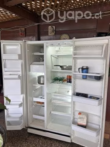 Refrigerador y Freezer Kenmore 2 Puertas