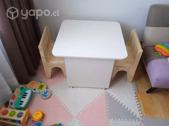 Mesa para niños incluye 2 sillas
