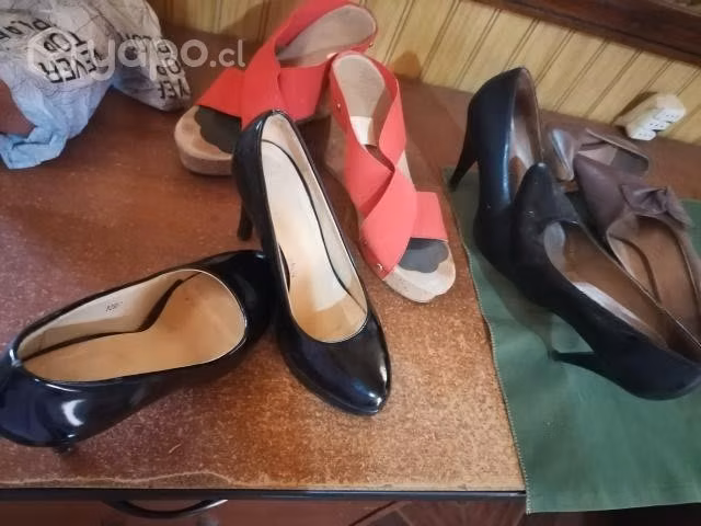 Zapatos y chalas