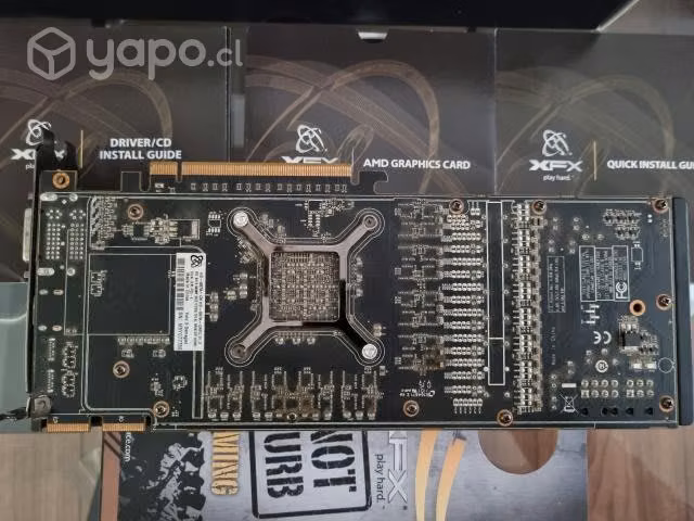 Tarjeta de Video Radeon HD 6970 XFX