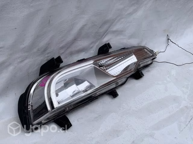 Neblinero derecho Ssangyong Rexton