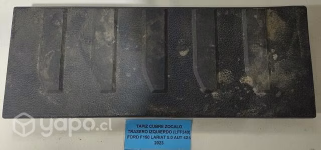 Tapiz Cubre Zócalo Trasero Izquierdo (LFF240) Ford