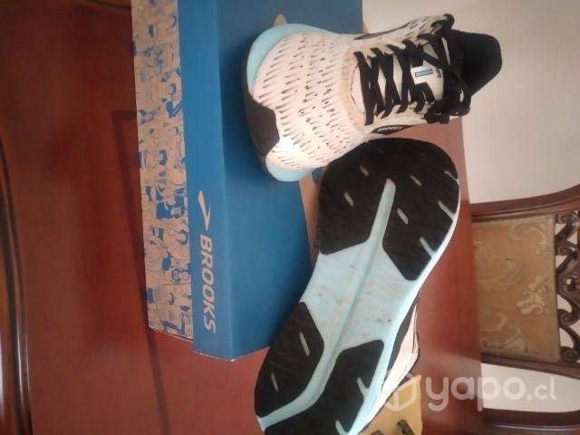 Zapatillas Brooks Hyperion Tempo - Imagen 4