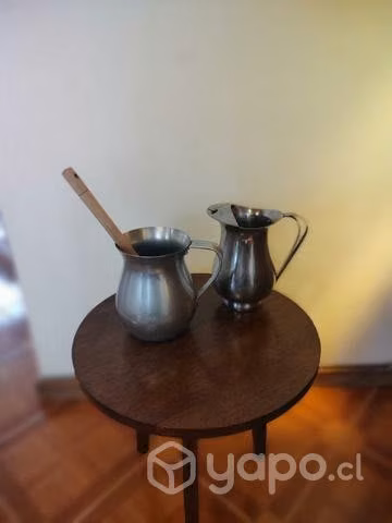 Chocolateras con bolinillo