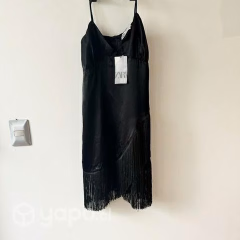Vestido Zara nuevo con etiqueta