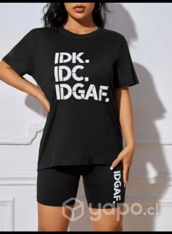 Conjunto SHEIN Biker y polera