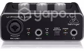 interface de audio Behringer U-Phoria UM2